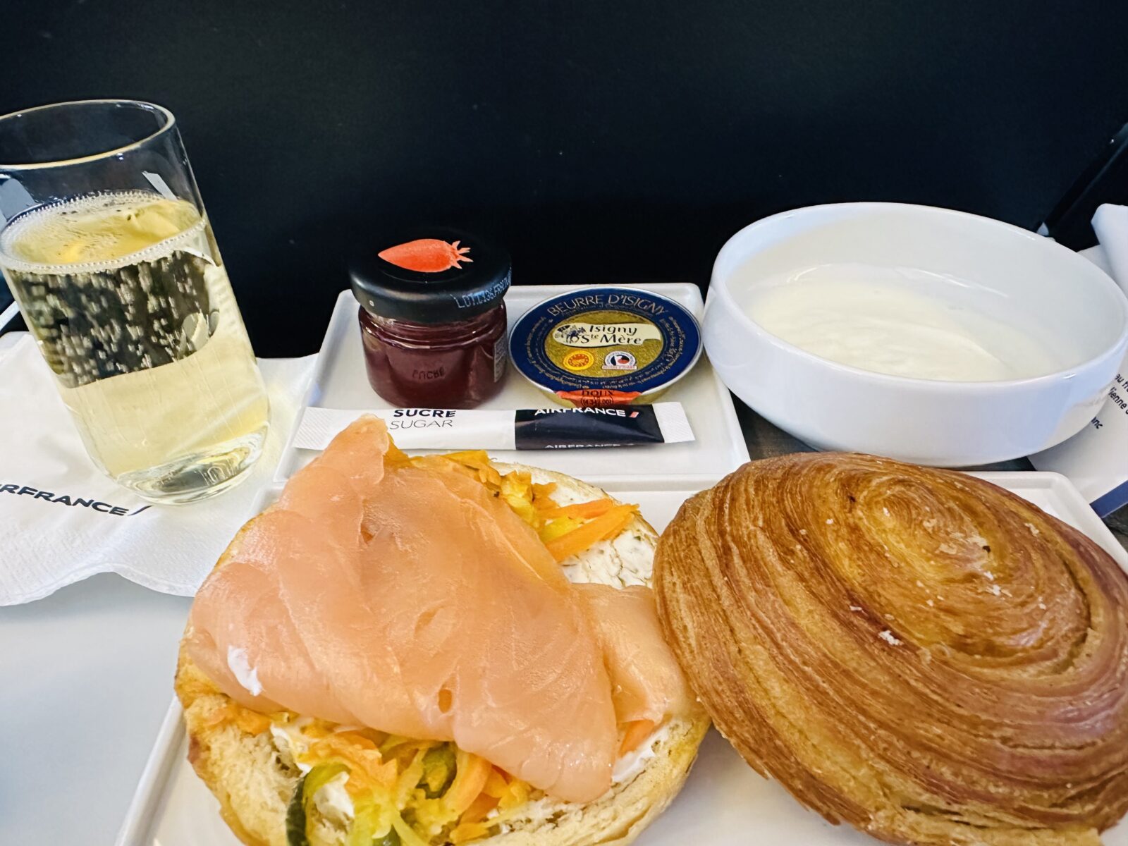 搭乗記】JALマイルで行くエールフランス航空ビジネスクラス（CDG